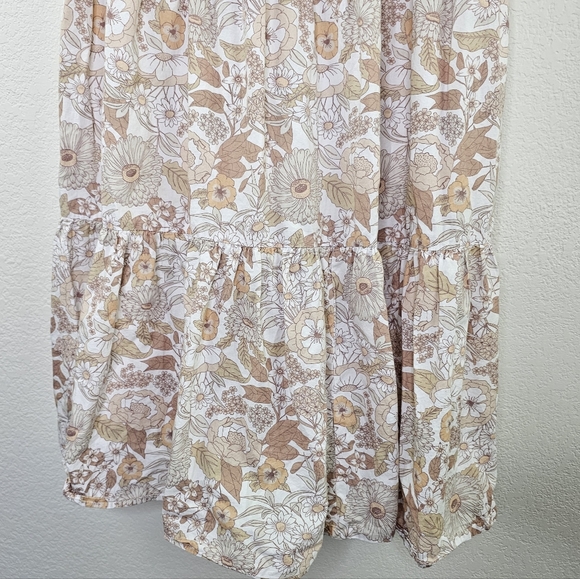 Charlie Holiday Isabella Maxi Tiered Dress 2 - Picture 7 of 14